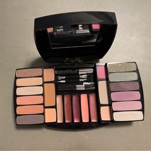 Sephora Makeup Palette + Guerlaine Bronzer